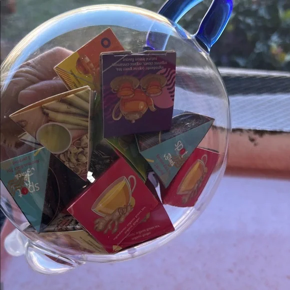 # 0861+ Glass Teapot with Blue Handle - Picture 6 of 8